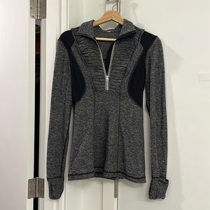 Lululemon - 1/4 zip jacket - running - size 4